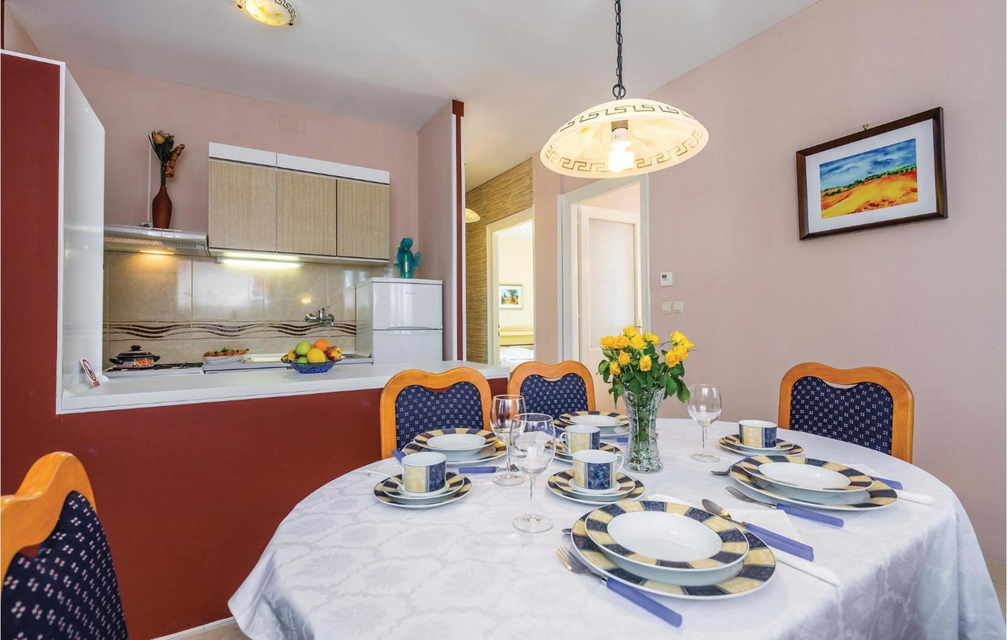 Gorgeous Apartment In Rijeka With Kitchen Kültér fotó